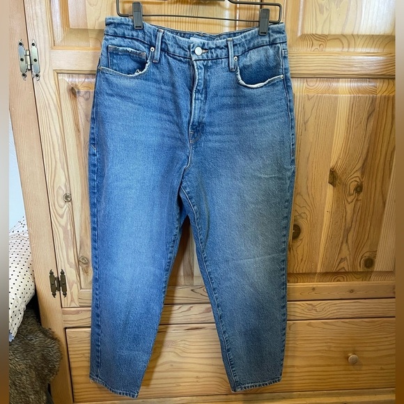 Good American Good Mom Jeans in Blue586 - Picture 1 of 10